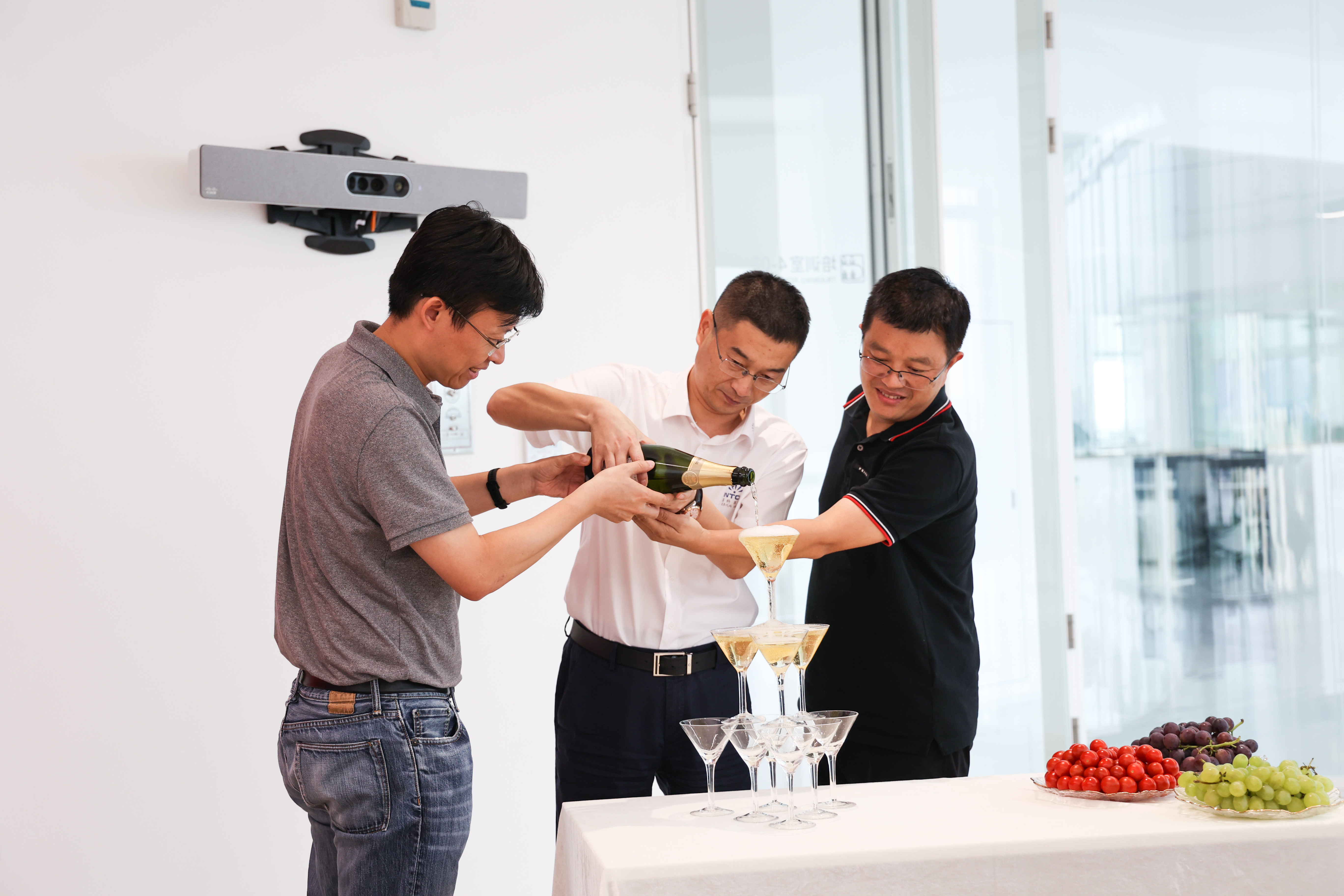 ��ҳ|Z6�����й��ٷ���վ